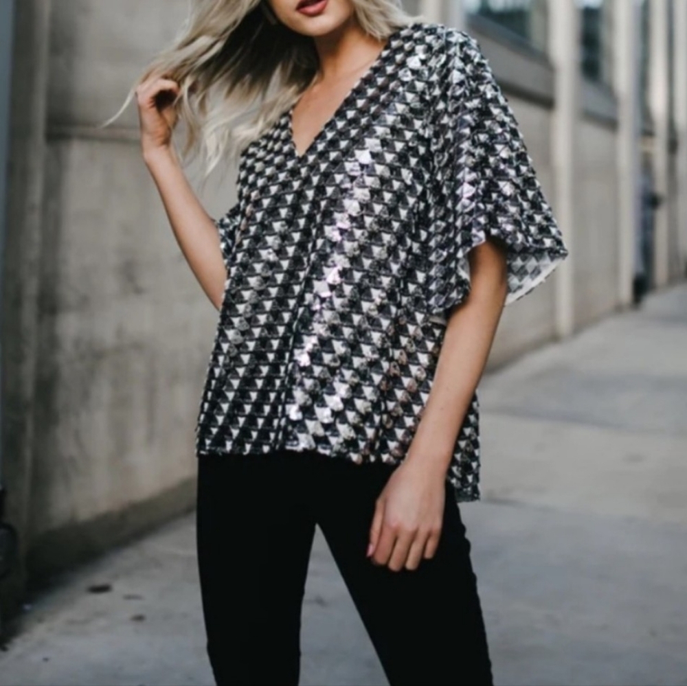 ANNA CATE Black and Gold Women's Top Size Large